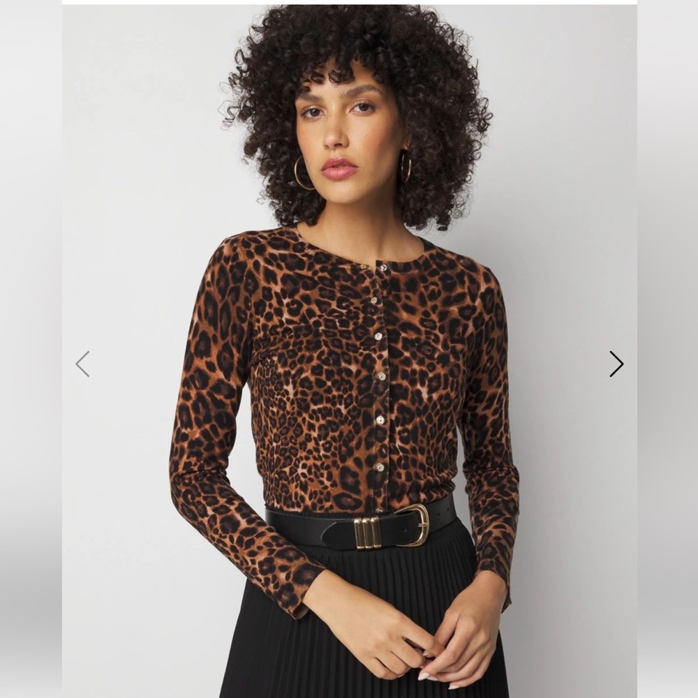 Brand new with tag WHBM Leopard 🐆 Cardigan size Smalll